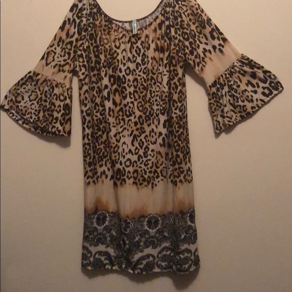 Dress - Picture 2 of 4